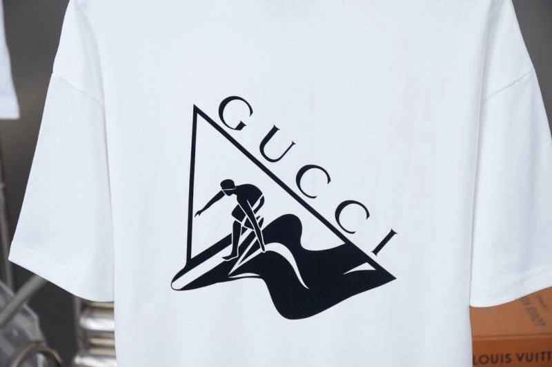 Gucci T-Shirts Unisex 128459