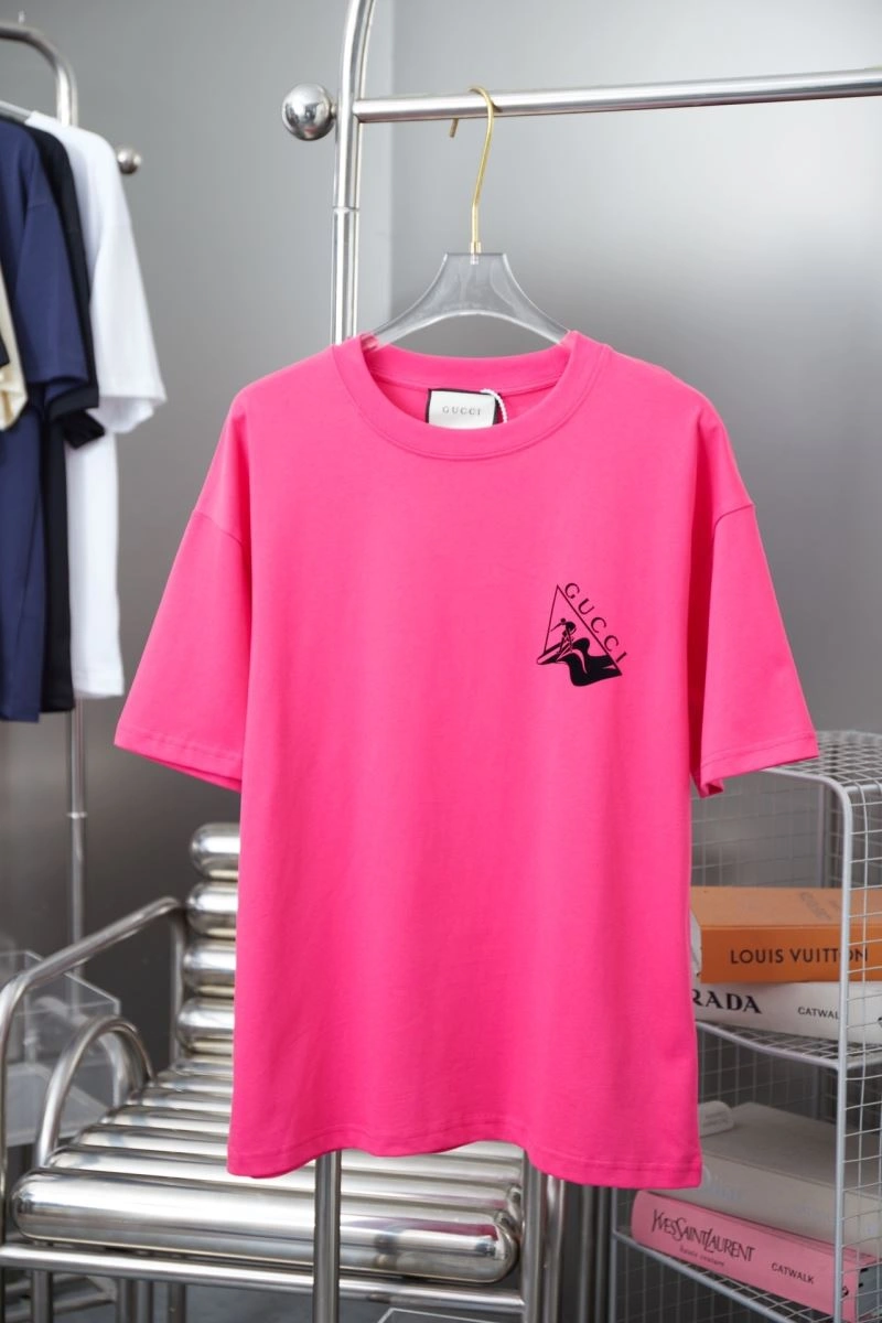 Gucci T-Shirts Neat 128446