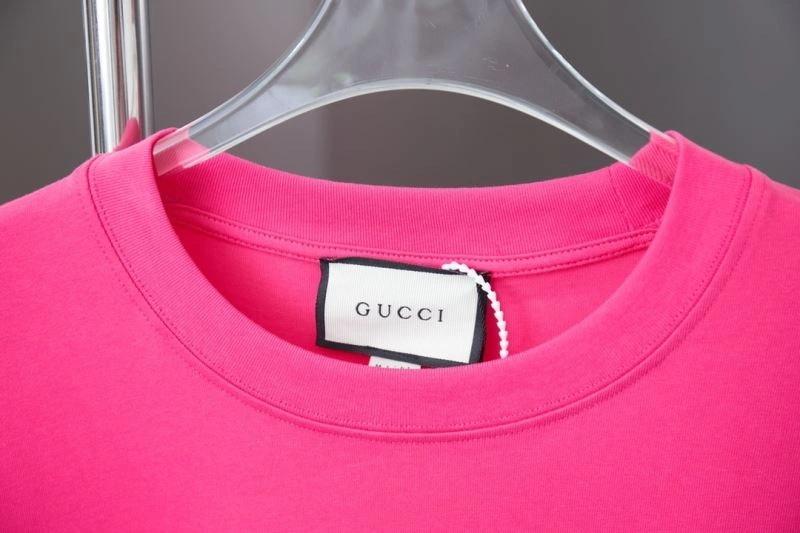Gucci T-Shirts Neat 128446