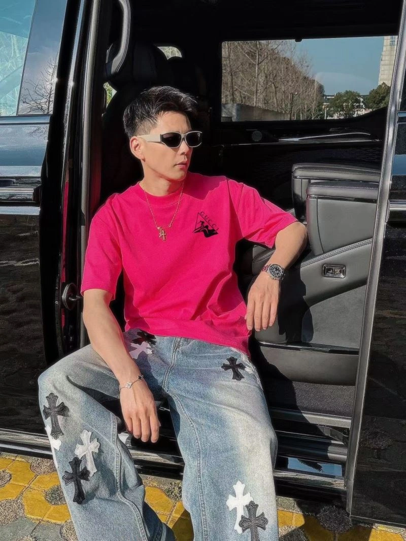 Gucci T-Shirts Neat 128446
