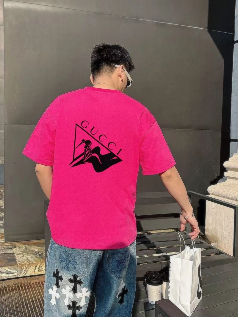 Gucci T-Shirts Neat 128446