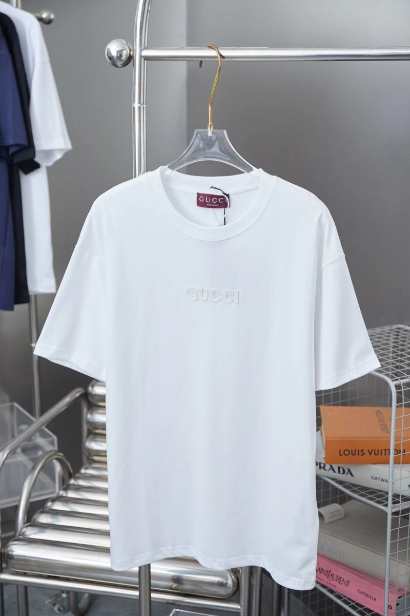 Lightweight Gucci T-Shirts 128442