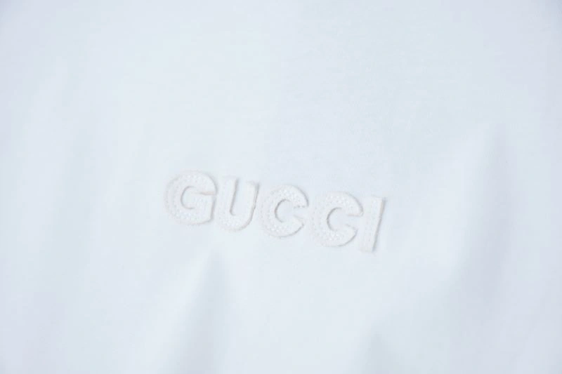 Lightweight Gucci T-Shirts 128442