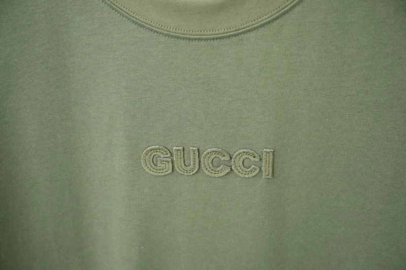 Timeless Gucci T-Shirts 128440