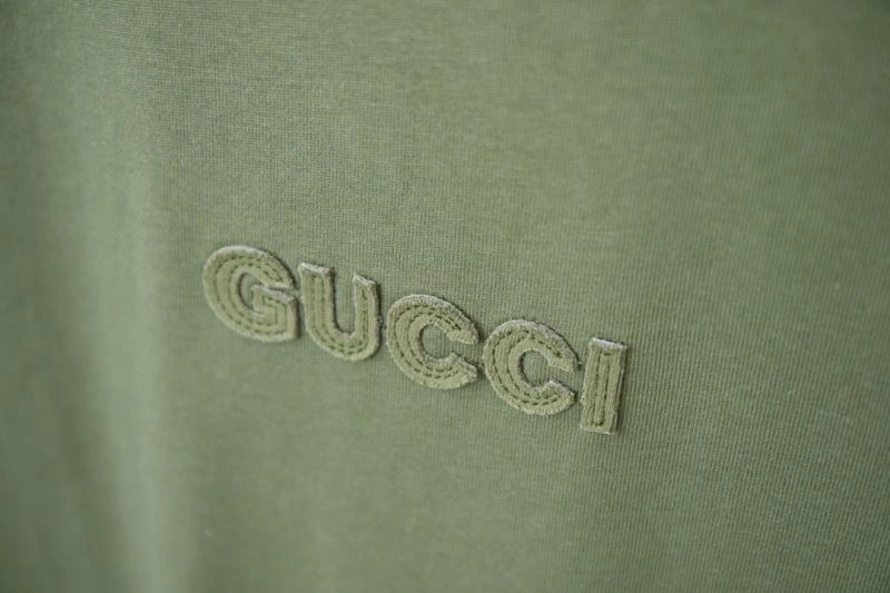 Timeless Gucci T-Shirts 128440