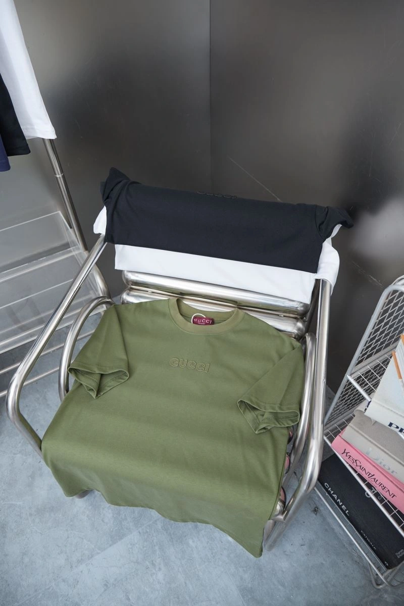 Timeless Gucci T-Shirts 128440