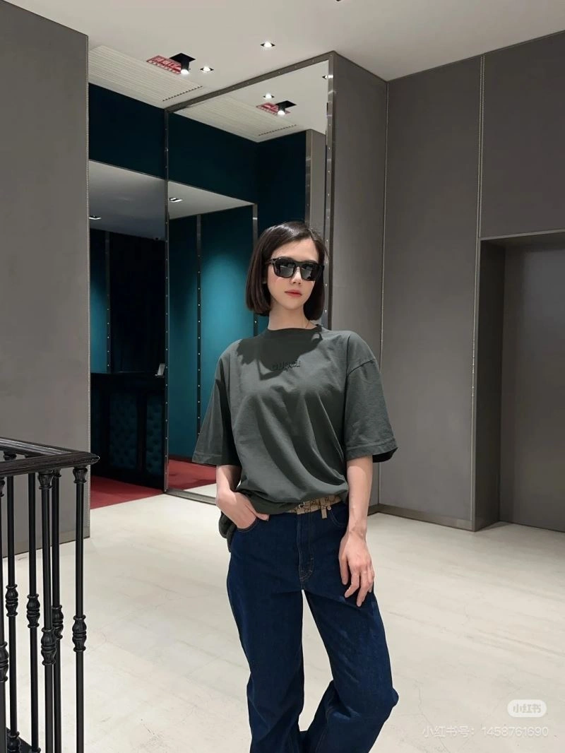 Timeless Gucci T-Shirts 128440