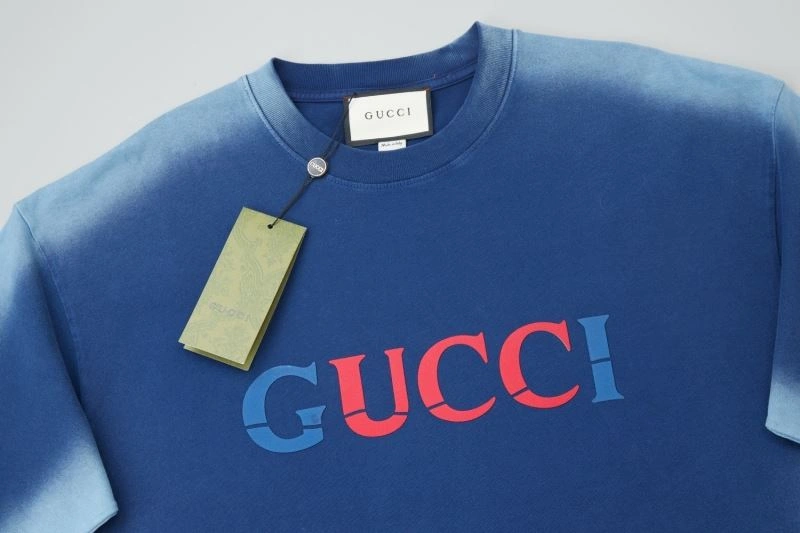 Gucci T-Shirts Trendsetting 128428