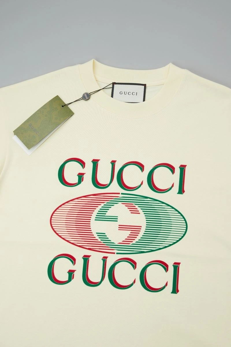 Unisex Gucci T-Shirts 128417
