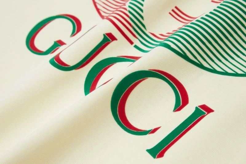 Unisex Gucci T-Shirts 128417