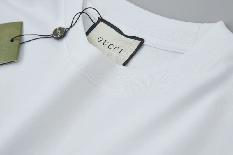 SmoothTexture Gucci T-Shirts 128410