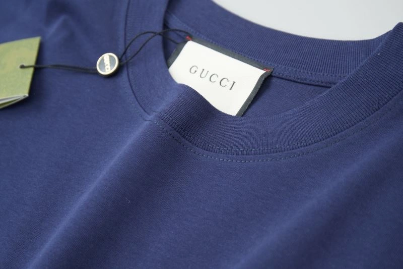 Gucci T-Shirts Sleek 128407