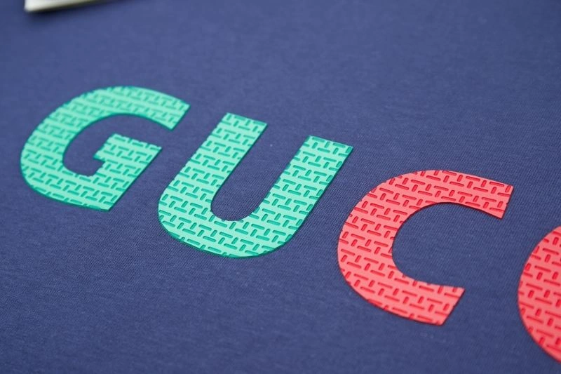 Gucci T-Shirts Sleek 128407