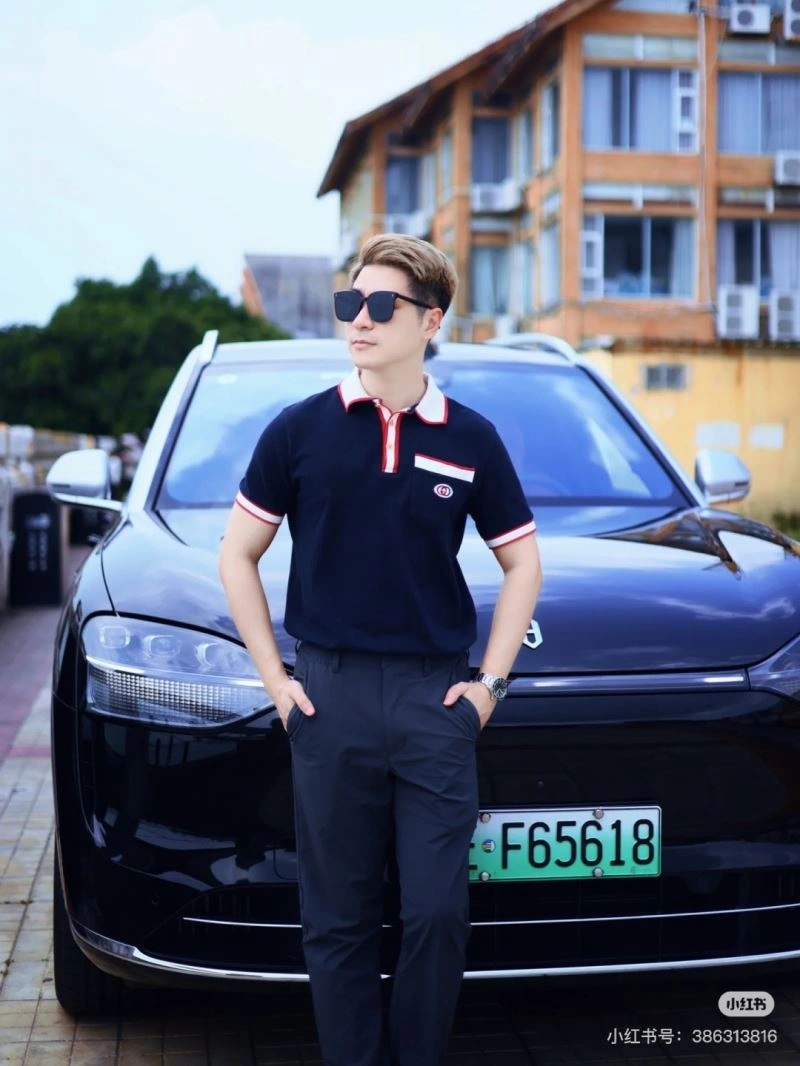 Neat Gucci T-Shirts 128388