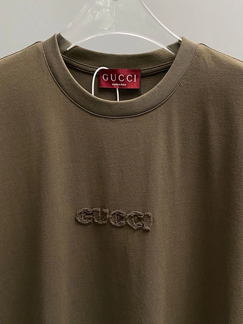 Gucci T-Shirts Youthful 128376