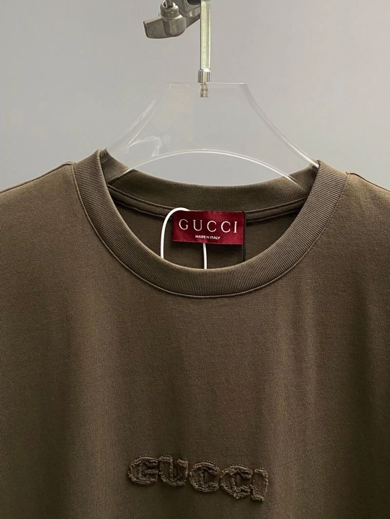 Gucci T-Shirts Youthful 128376