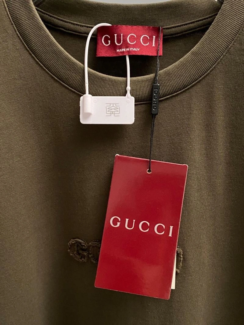 Gucci T-Shirts Youthful 128376