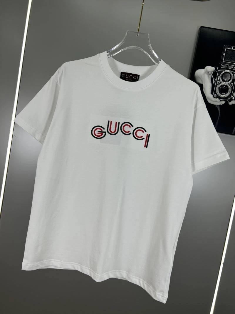 Gucci T-Shirts Sleek 128363