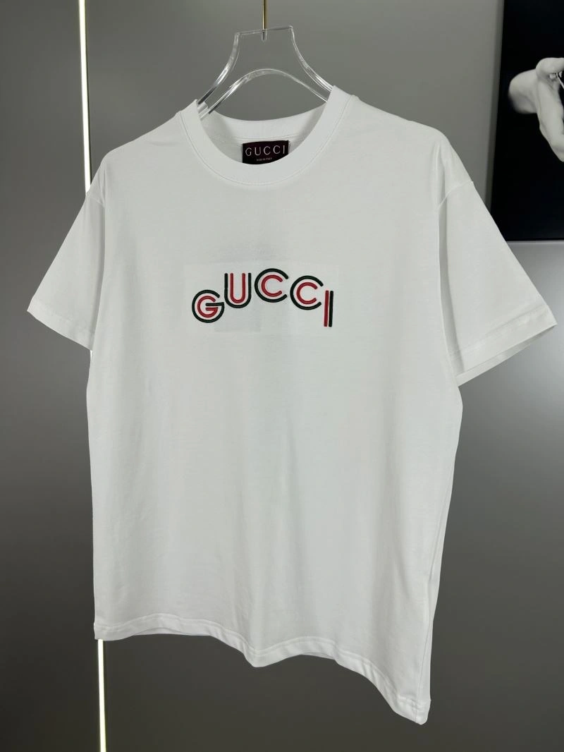 Gucci T-Shirts Sleek 128363