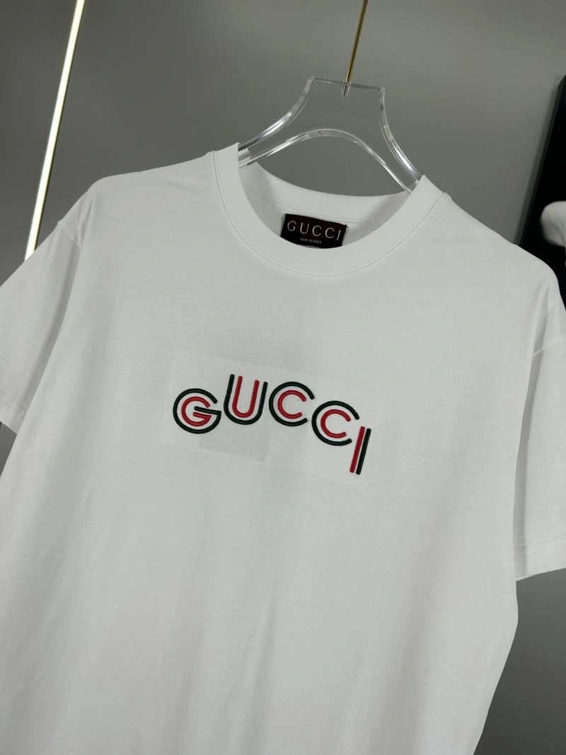 Gucci T-Shirts Sleek 128363