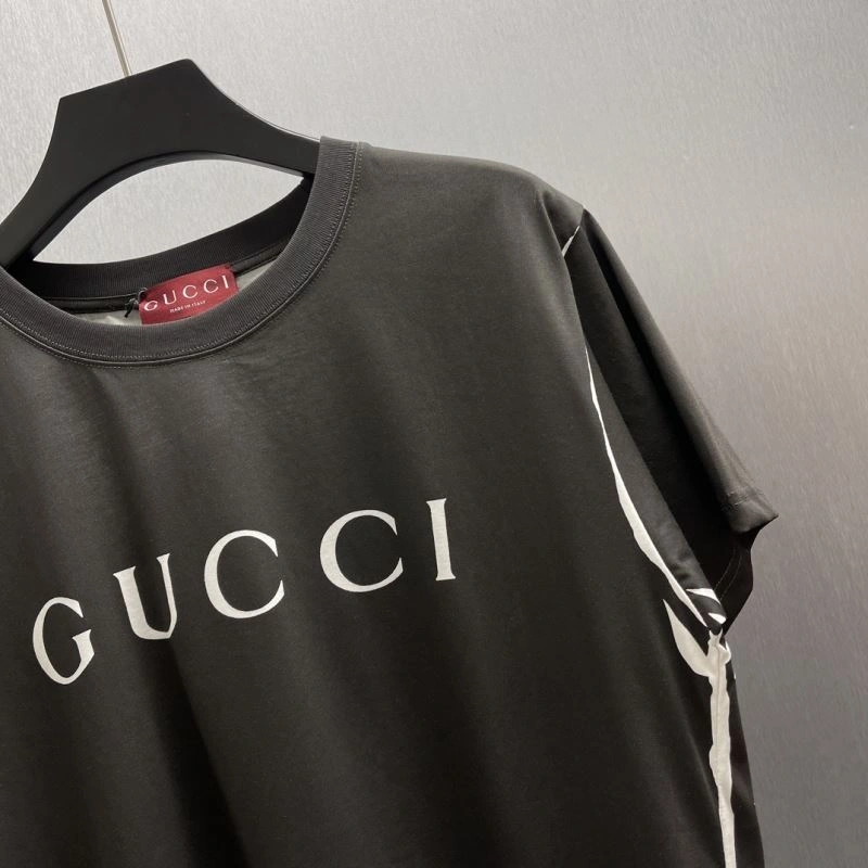 Gucci T-Shirts Snug 128373