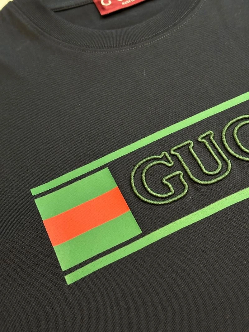 Gucci T-Shirts Refined 128356