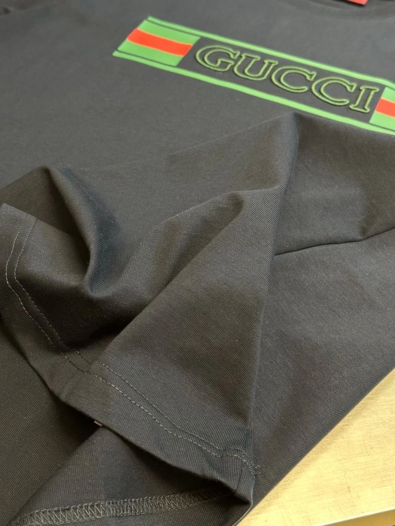 Gucci T-Shirts Refined 128356