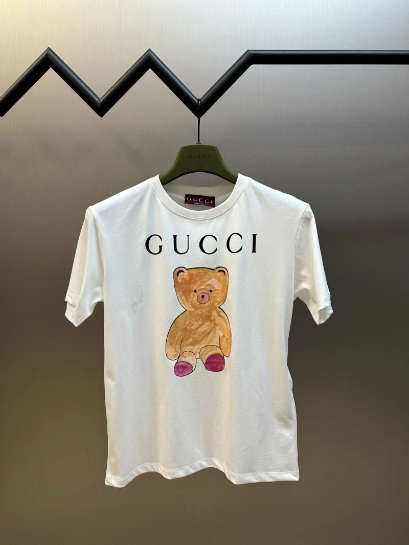 Effortless Gucci T-Shirts 128350