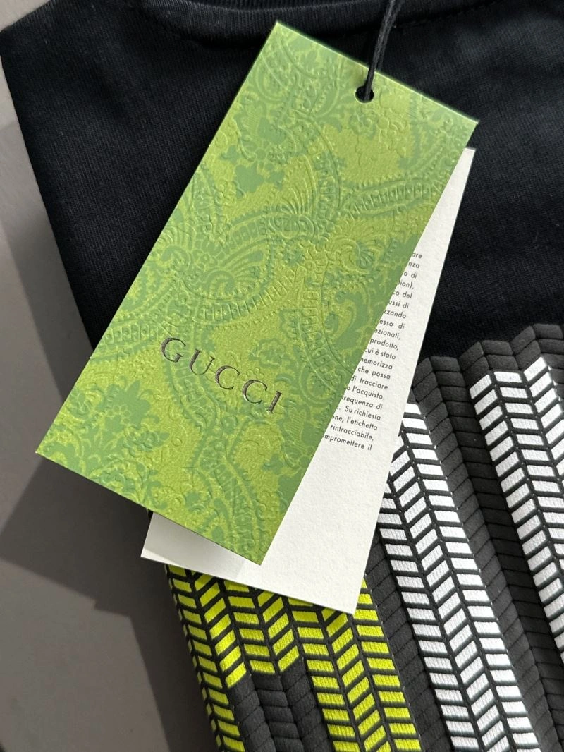 Tailored Gucci T-Shirts 128345