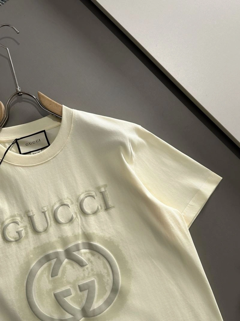 Gucci T-Shirts Breathable 128331