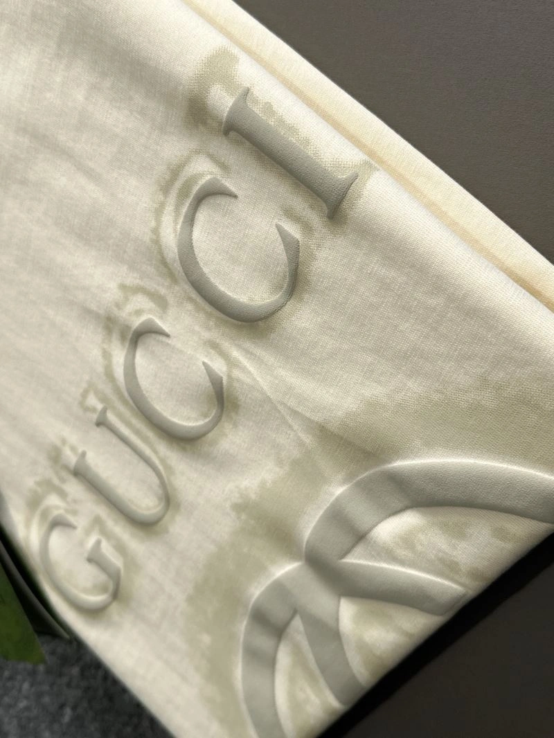 Gucci T-Shirts Breathable 128331
