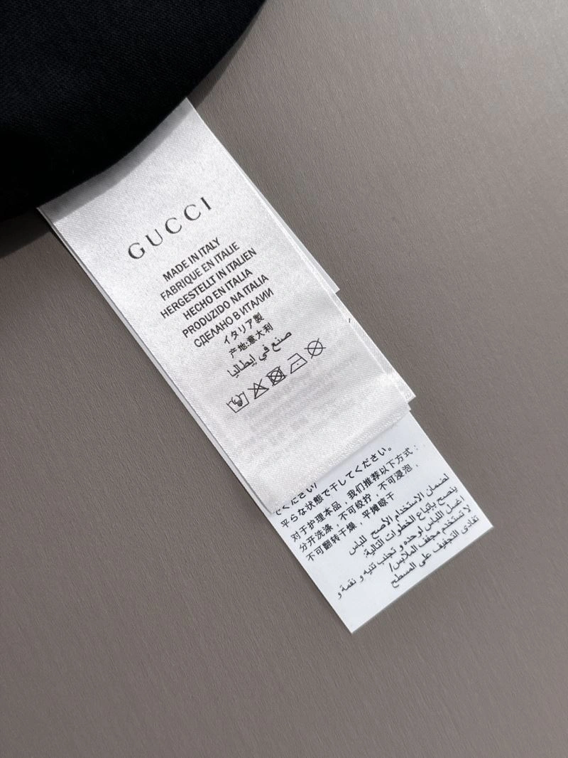Gucci T-Shirts Versatile 128328