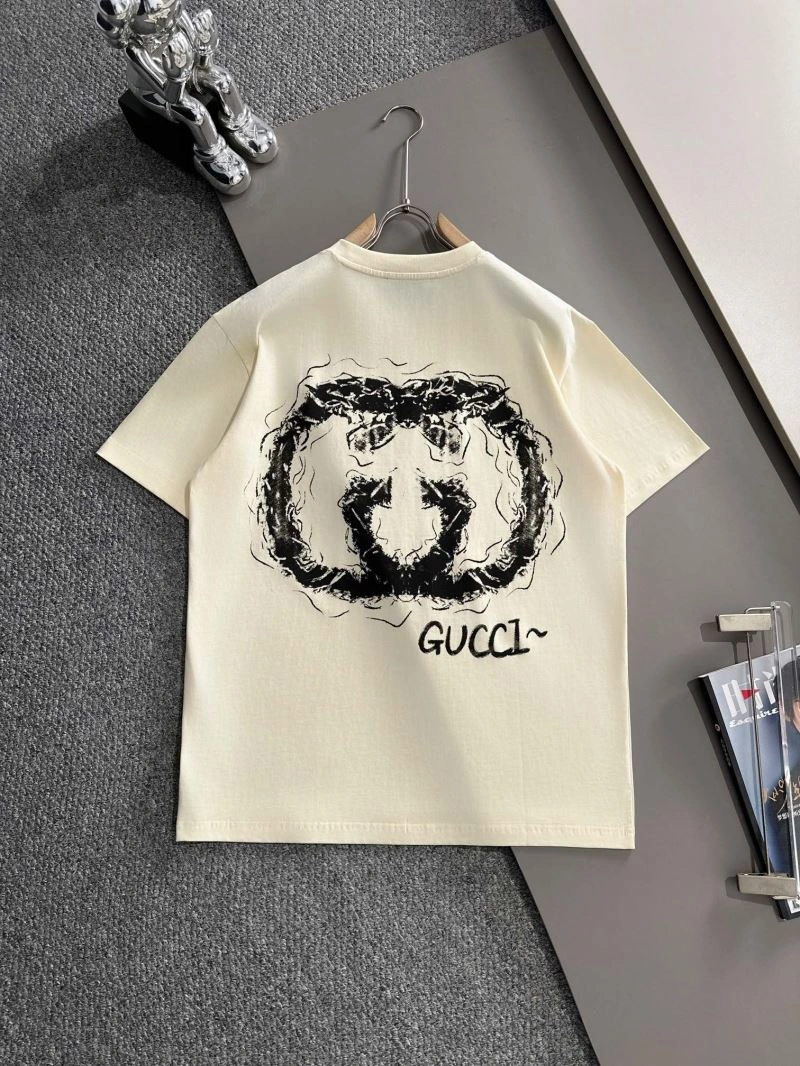 Versatile Gucci T-Shirts 128338