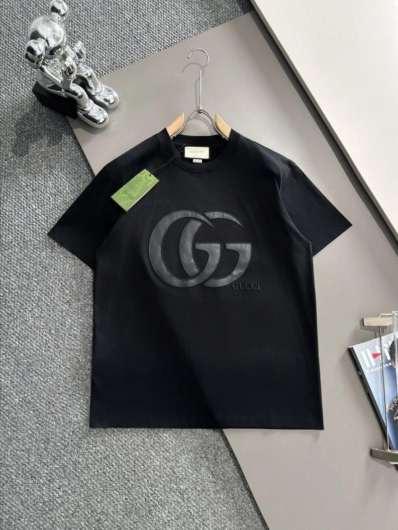 Gucci T-Shirts Chic 128318