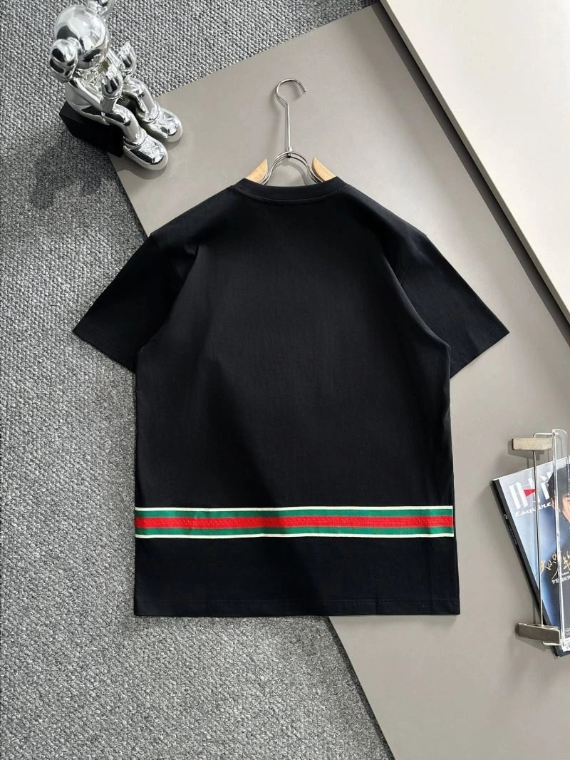 Gucci T-Shirts Chic 128318