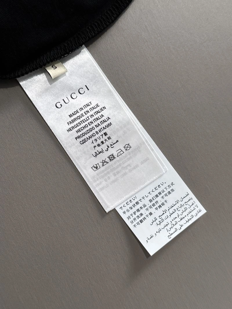Gucci T-Shirts Chic 128318