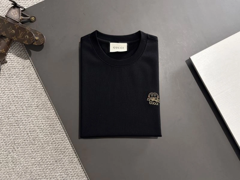 Gucci T-Shirts Timeless 128304