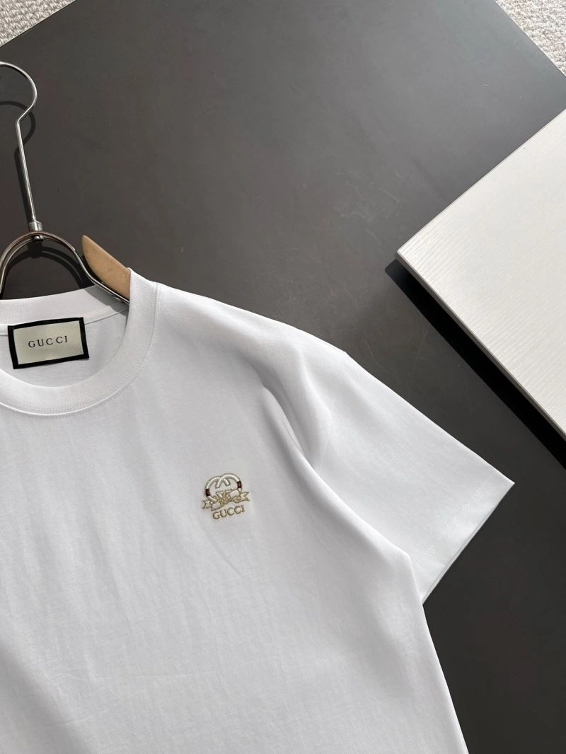 Gucci T-Shirts Refined 128302
