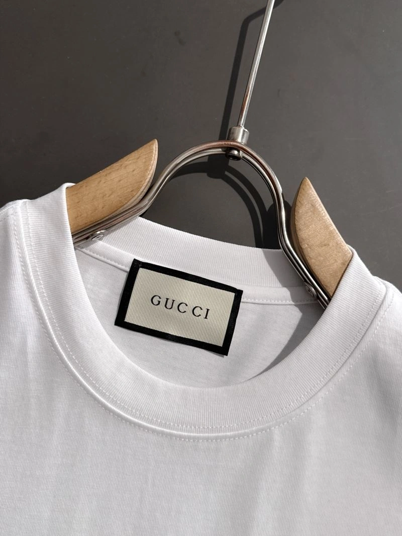 Gucci T-Shirts Refined 128302