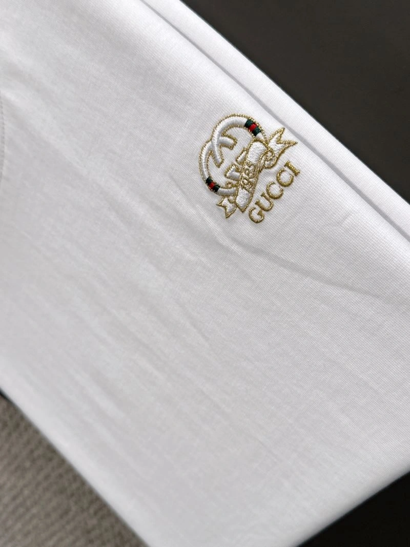 Gucci T-Shirts Refined 128302