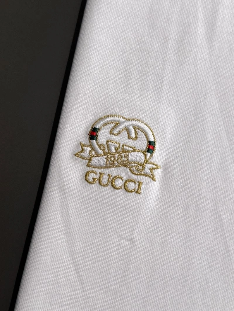 Gucci T-Shirts Refined 128302