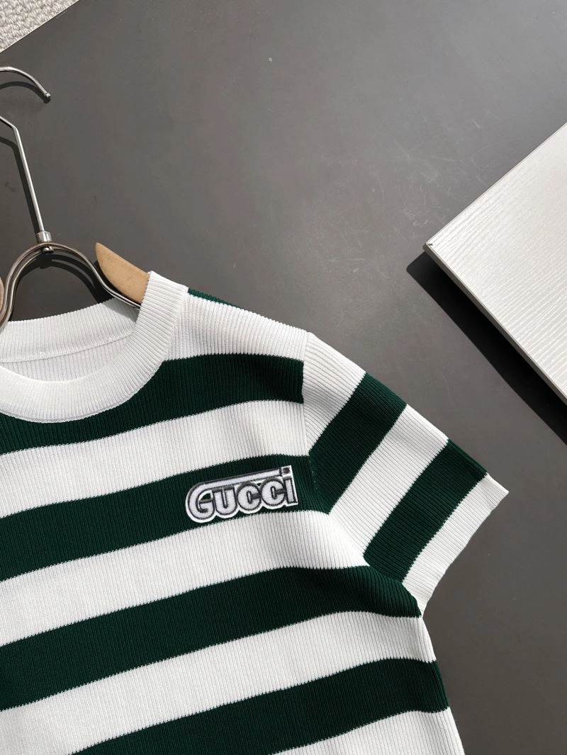 Gucci T-Shirts Snug 128303
