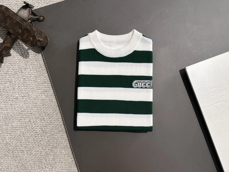 Gucci T-Shirts Snug 128303