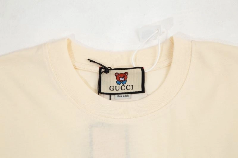 Sleek Gucci T-Shirts 128286
