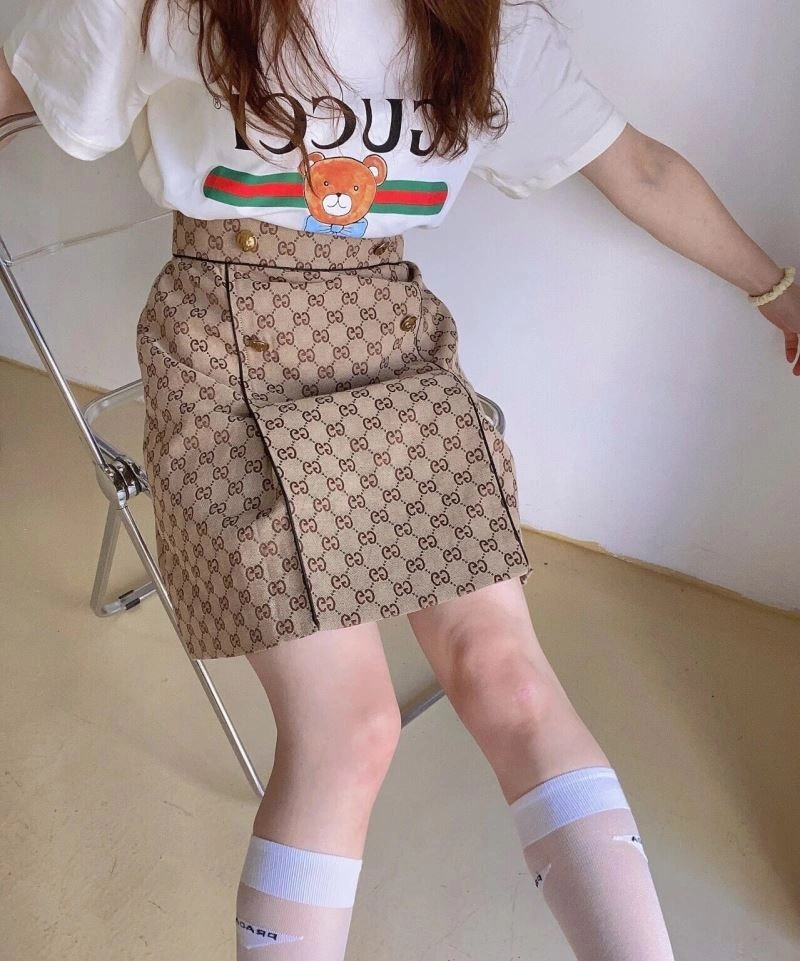 Sleek Gucci T-Shirts 128286
