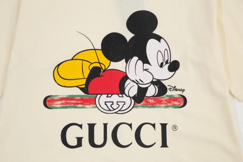 Gucci T-Shirts Vibrant 128294