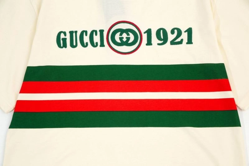 Bold Gucci T-Shirts 128276
