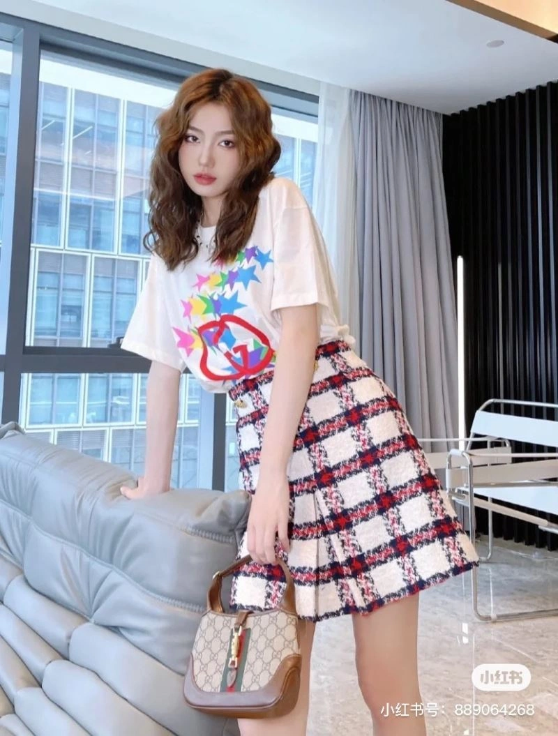 Gucci T-Shirts Comfortable 128246