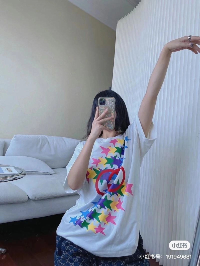 Gucci T-Shirts Comfortable 128246