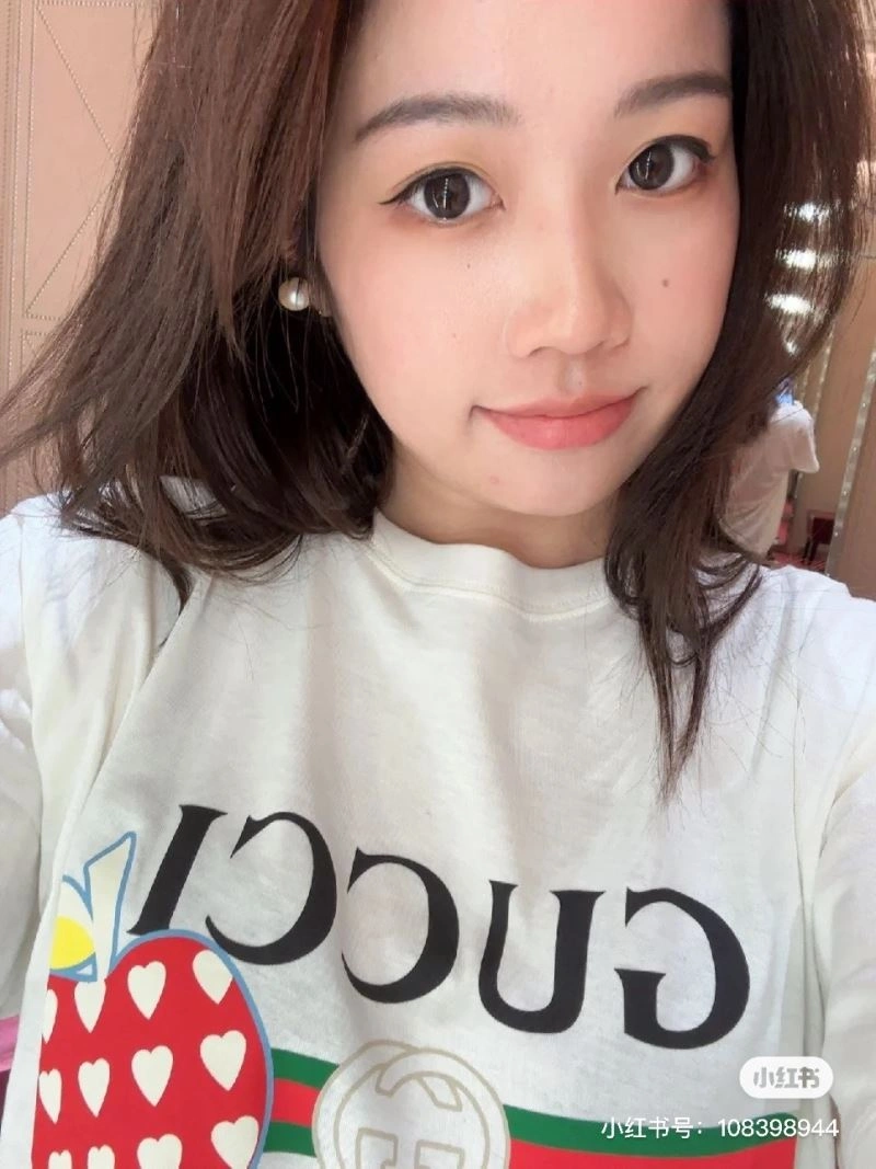 Gucci T-Shirts Breathable 128245